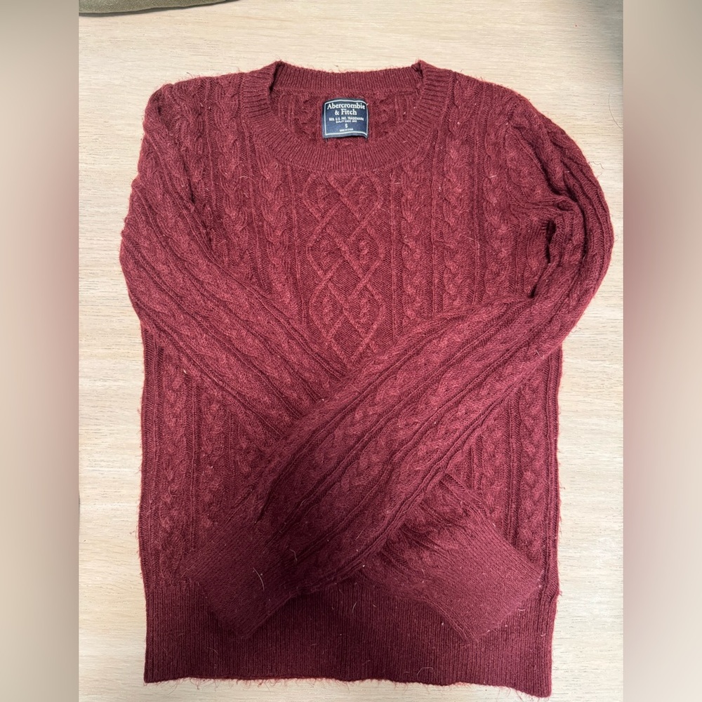 Abercrombie cable knit sweater
